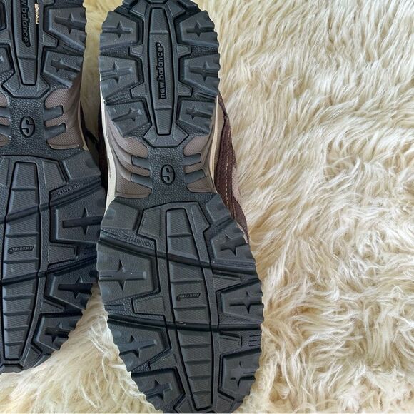 New Balance Men's Brown and Tan Athletic Shoes - Picture 7 of 8